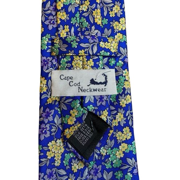 Cape Cod Neckwear 100% Silk Tie Vibrant Blue‎ Floral Print Spring Forget Me Not - Picture 5 of 9